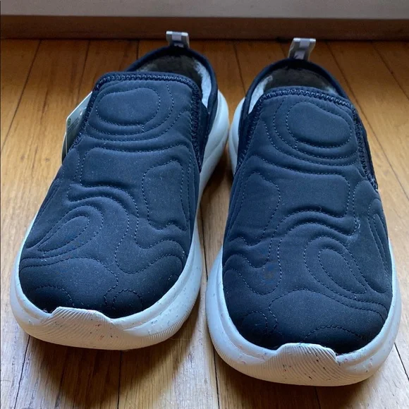 Dearfoam Findlay ReGrind Black Quilted Slip-On Shoes new - Picture 10 of 12